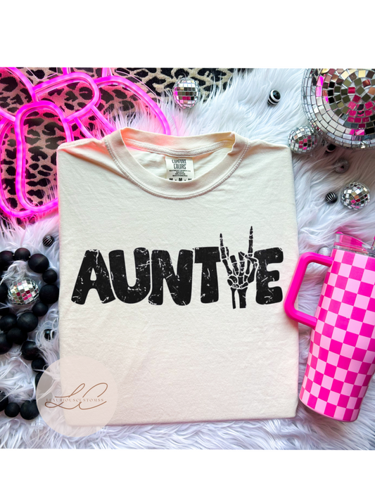Auntie (rock hand) shirt